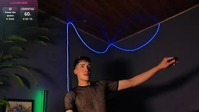 Angel Snowhotxxx online show from 03-22-26, 09:45