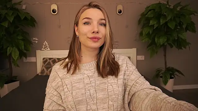 IceDanielles online show from 12-26-24, 01:54