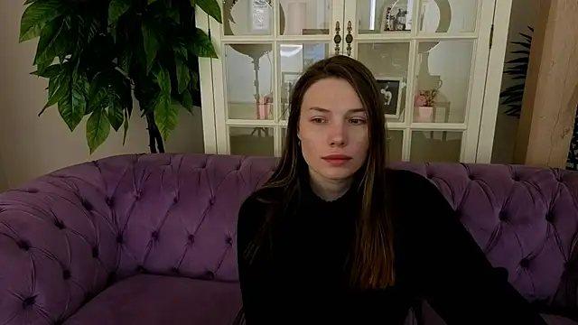 Snapshot of IceDanielles chatting on 03-31-26, 12:49 IceDanielles online show from 03-31-26, 12:49
