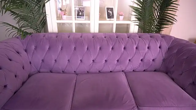 IceDanielles online show from 07-11-26, 05:54