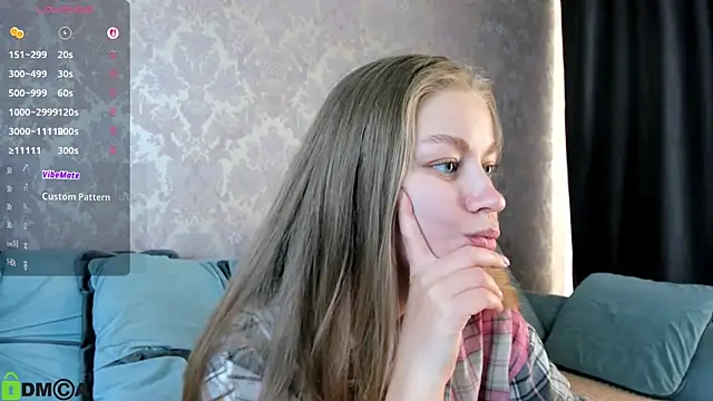 Snapshot of Polumna_cute chatting on 05-15-26, 11:50 Polumna cute online show from 05-15-26, 11:50