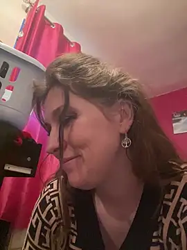 Lwhite1 online show from 02-08-25, 04:57