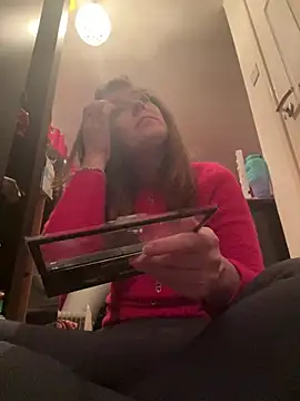 Lwhite1 online show from 02-19-25, 11:57