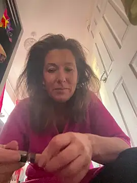 Lwhite1 online show from 10-01-25, 04:13