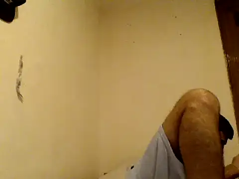 Snapshot of AronFoxx chatting on 01-07-25, 07:31 AronFoxx online show from 01-07-25, 07:31
