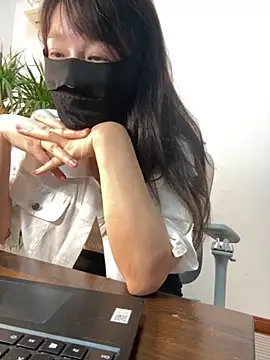 Snapshot of Annabody chatting on 04-02-26, 10:57 Annabody online show from 04-02-26, 10:57