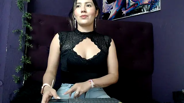 merlinaadams  online show from 02-22-25, 07:36