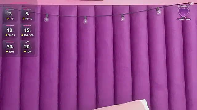 Snapshot of littleebonny chatting on 03-19-26, 12:20 littleebonny online show from 03-19-26, 12:20