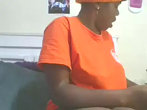 sweet bigclit online show from 01-12-25, 04:42