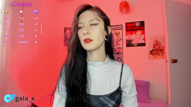 Snapshot of sunshine_girl9 chatting on 02-17-25, 07:53 sunshine girl9 online show from 02-17-25, 07:53