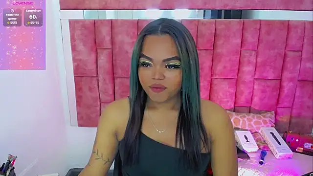 Snapshot of KayleighDreams_ chatting on 03-13-26, 12:23 KayleighDreams online show from 03-13-26, 12:23