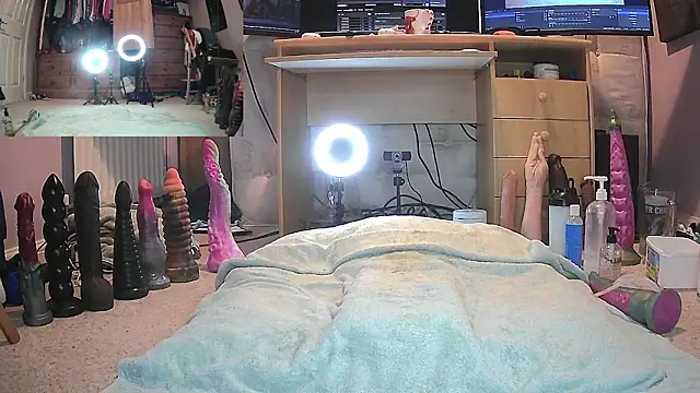 ClairTS online show from 12-26-24, 12:38