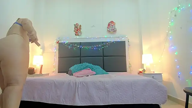 Aslhyn Gomez online show from 12-13-24, 11:17