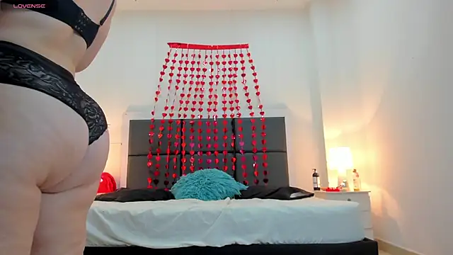 Aslhyn Gomez online show from 02-11-25, 11:22