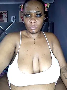 CocoBootyyy online show from 03-18-26, 03:42