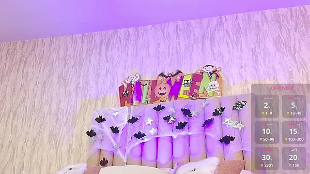 Snapshot of emily_parkerr chatting on 10-08-25, 08:39 emily parkerr online show from 10-08-25, 08:39