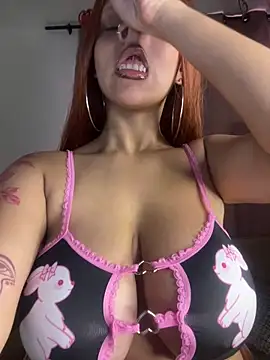 Snapshot of Charlotee_ chatting on 02-16-25, 09:38 Charlotee online show from 02-16-25, 09:38