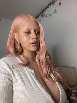 Snapshot of Charlotee_ chatting on 04-16-26, 04:02 Charlotee online show from 04-16-26, 04:02