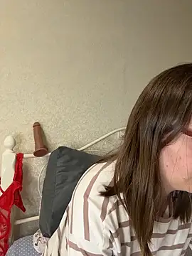 BeatriceTender online show from 05-08-26, 10:59