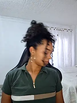 avellanatammy online show from 05-08-26, 01:05