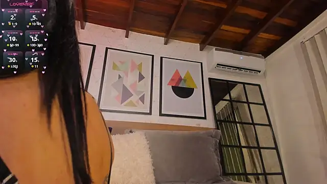 Snapshot of AgattaDuque chatting on 01-11-25, 01:27 AgattaDuque online show from 01-11-25, 01:27