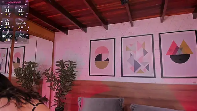 Snapshot of AgattaDuque chatting on 02-20-25, 11:54 AgattaDuque online show from 02-20-25, 11:54