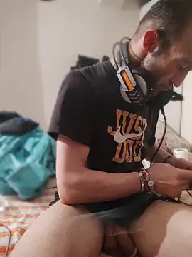 Aktorihann online show from 03-24-26, 10:48