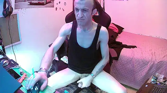 Aktorihann online show from 06-09-26, 01:50