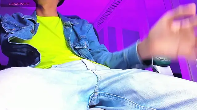 Lion Dynamite online show from 02-13-25, 07:52