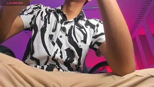 Lion Dynamite online show from 03-08-25, 07:53