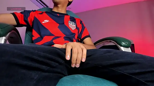 Lion Dynamite online show from 03-10-25, 07:40