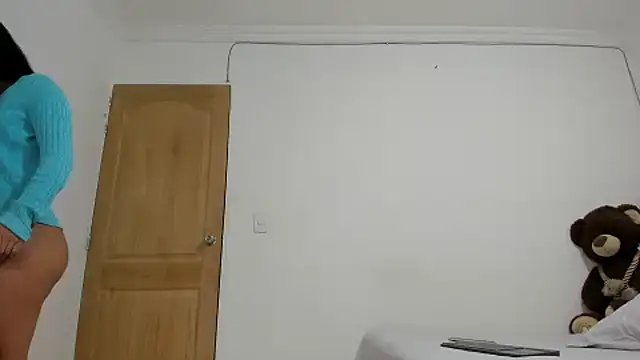 Sarah Marquez01 online show from 10-13-25, 10:54