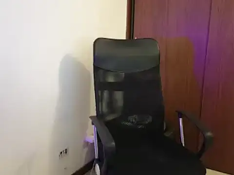 Snapshot of Dj_scarlettmorreti chatting on 01-27-25, 12:12 Dj scarlettmorreti online show from 01-27-25, 12:12