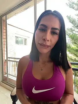 Snapshot of Dj_scarlettmorreti chatting on 12-20-25, 05:31 Dj scarlettmorreti online show from 12-20-25, 05:31