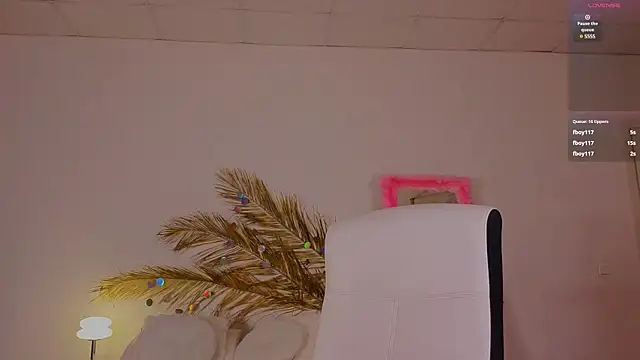 mo11y kitten online show from 03-15-25, 12:36