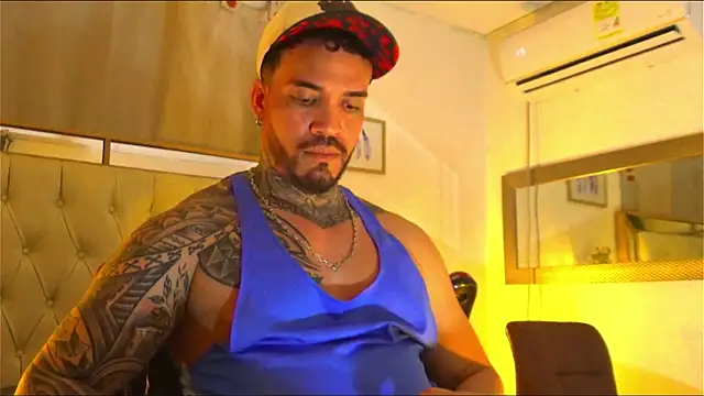 Angel sex latin online show from 12-25-24, 09:02