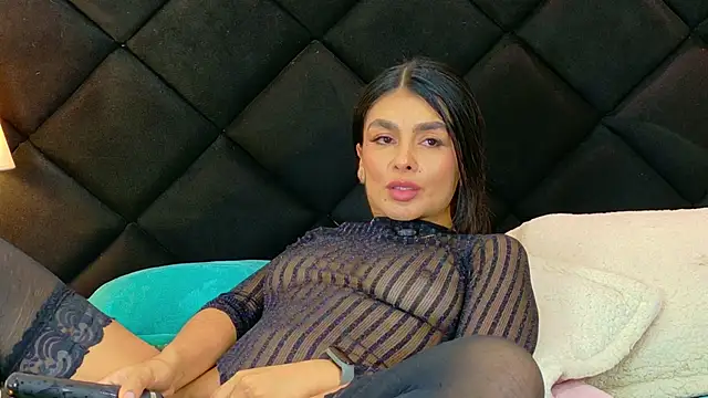 Holly Brensonexx  online show from 12-18-25, 03:01