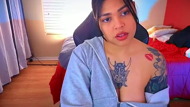 miacanela xo online show from 01-12-25, 01:11