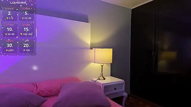 Tamaraakins online show from 12-20-25, 12:56