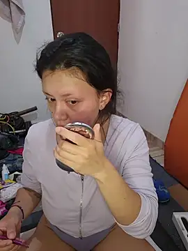 Snapshot of lombarlana-89 chatting on 02-10-26, 12:31 lombarlana-89 online show from 02-10-26, 12:31