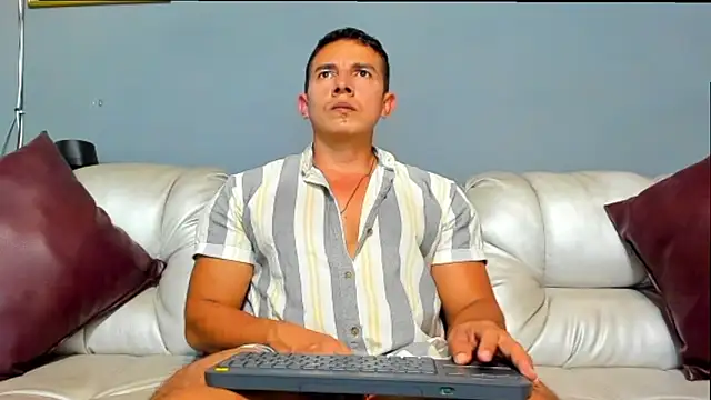 derekk frostt online show from 06-22-26, 11:46