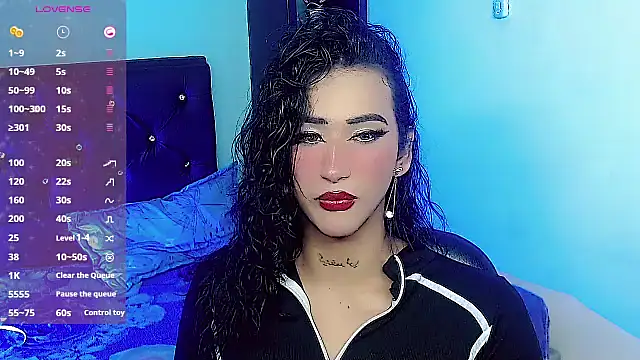 Snapshot of kinverly_sexyx chatting on 05-28-26, 04:21 kinverly sexyx online show from 05-28-26, 04:21