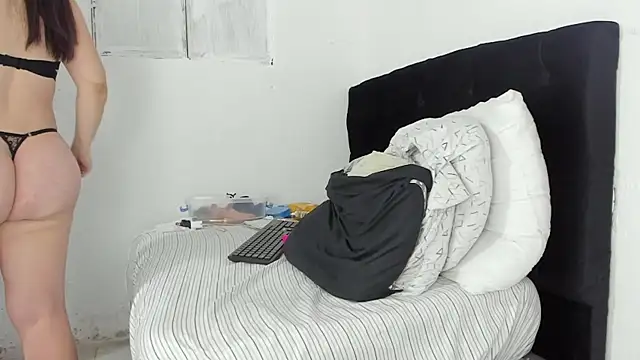 lana whitee online show from 02-07-25, 11:24