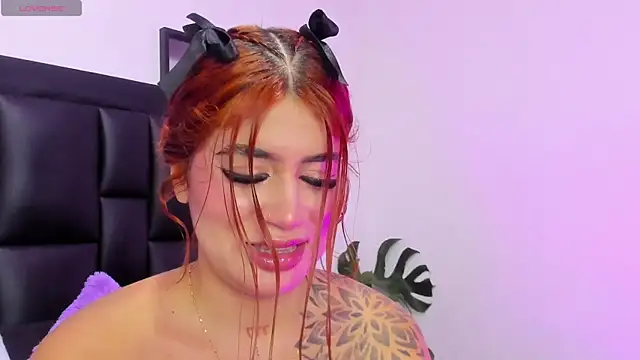 SoofiRosse online show from 03-20-25, 08:19