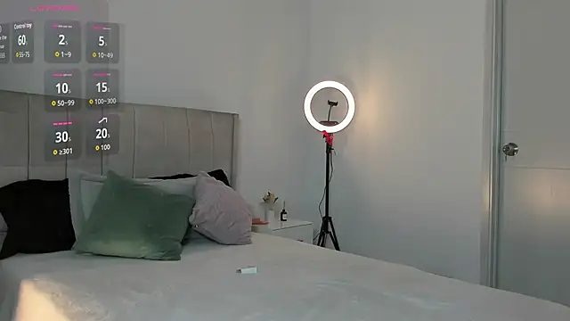 Snapshot of 1m_megan chatting on 03-13-26, 04:30 1m megan online show from 03-13-26, 04:30