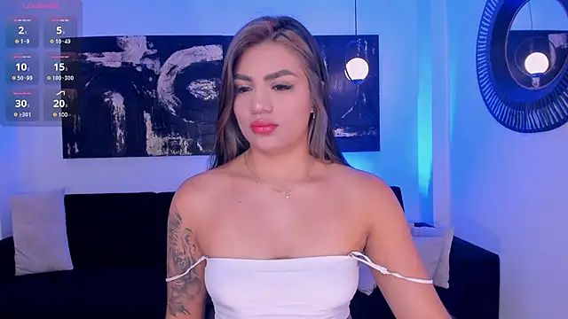 Snapshot of NicoleSanz_ chatting on 12-24-24, 11:28 NicoleSanz online show from 12-24-24, 11:28