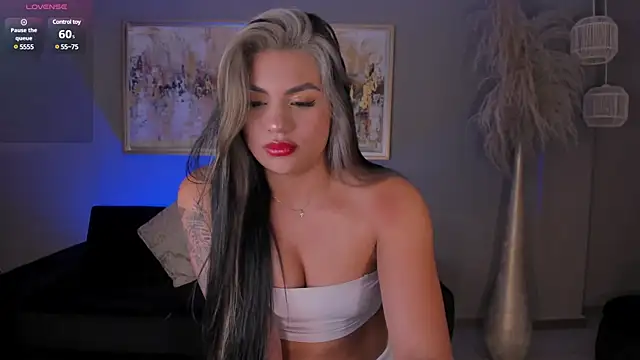 Snapshot of NicoleSanz_ chatting on 01-03-25, 02:19 NicoleSanz online show from 01-03-25, 02:19