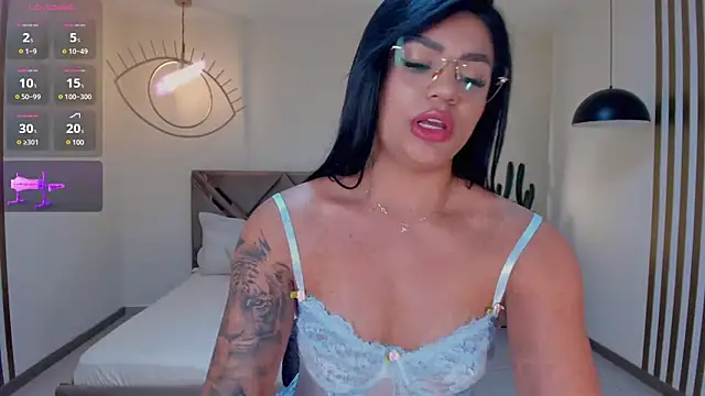 Snapshot of NicoleSanz_ chatting on 01-17-25, 05:51 NicoleSanz online show from 01-17-25, 05:51