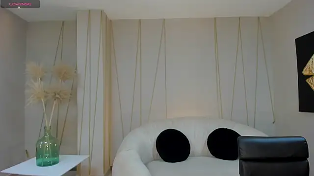 Snapshot of NicoleSanz_ chatting on 01-22-25, 11:23 NicoleSanz online show from 01-22-25, 11:23
