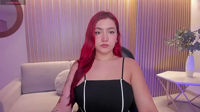 Snapshot of ViolettCastel chatting on 01-22-25, 07:34 ViolettCastel online show from 01-22-25, 07:34